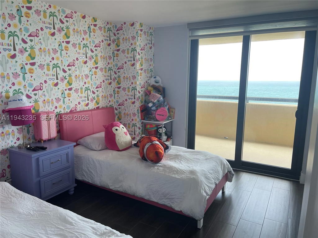 Real estate property located at 2555 Collins Ave #1409, Miami-dade, Club Atlantis Condo, Miami Beach, FL