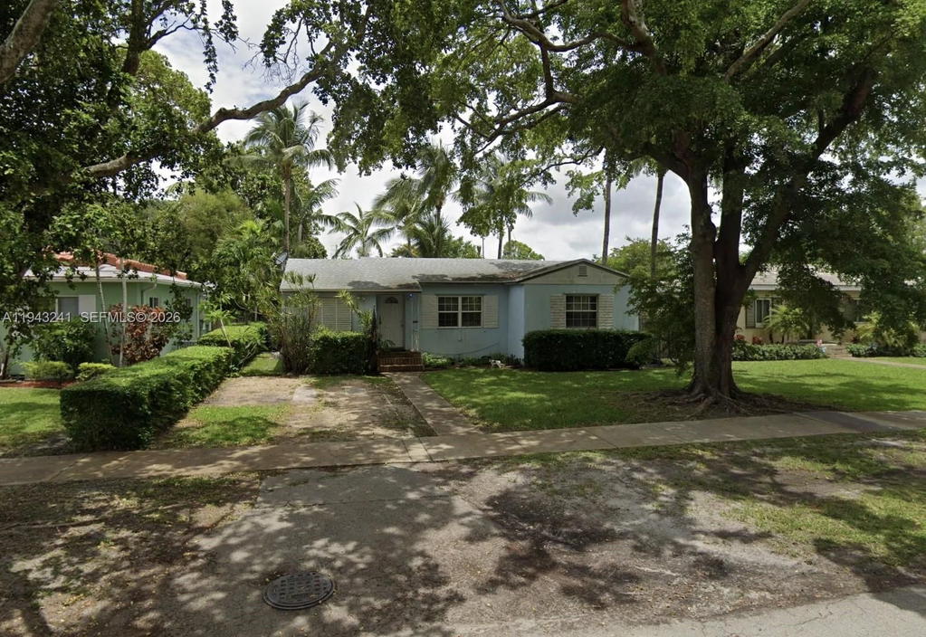 Real estate property located at 17 Whitethorn Dr, Miami-dade, Rev Pl Of Country Club Es, Miami Springs, FL