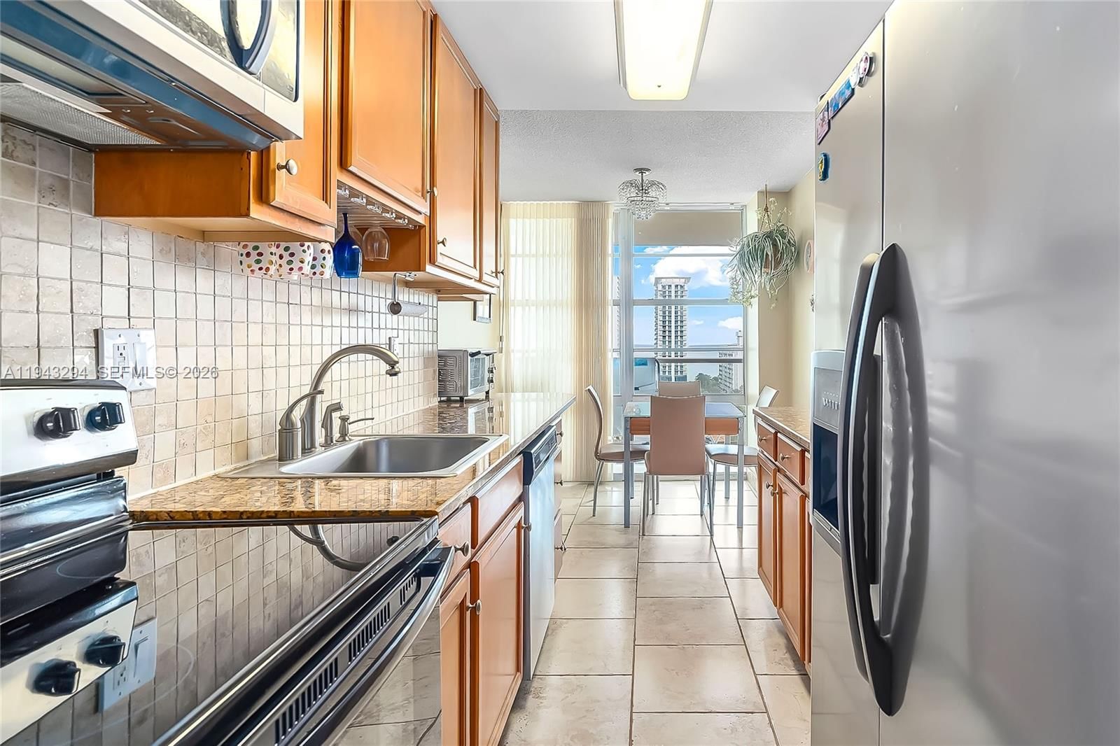 Real estate property located at 230 174th St #1520, Miami-dade, Winston Tower 300 Condo, Sunny Isles Beach, FL