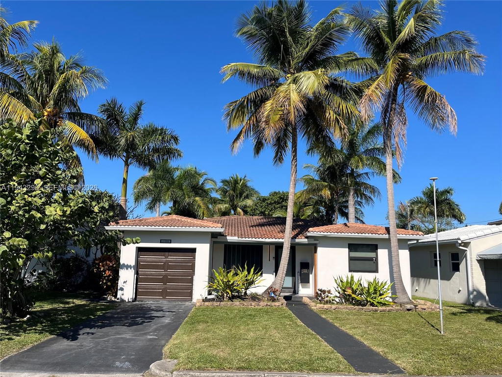 Real estate property located at 1111 Adams St, Broward, Hollywood Lakes Section, Hollywood, FL