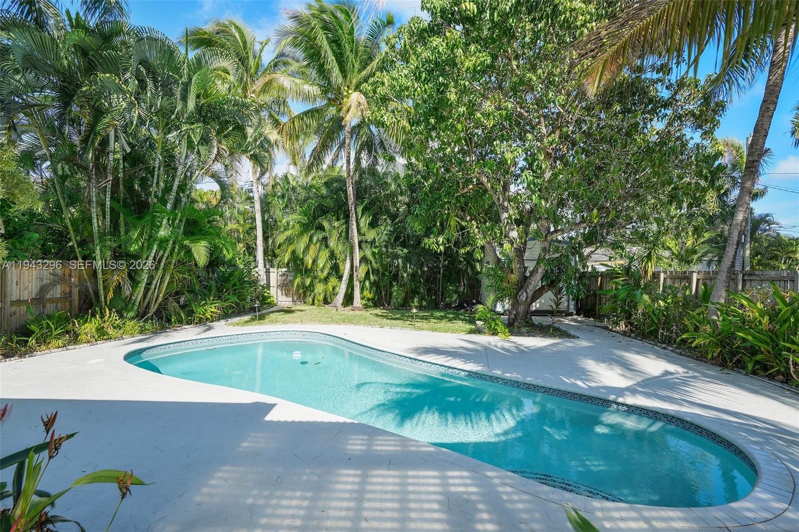 Real estate property located at 1111 Adams St, Broward, Hollywood Lakes Section, Hollywood, FL
