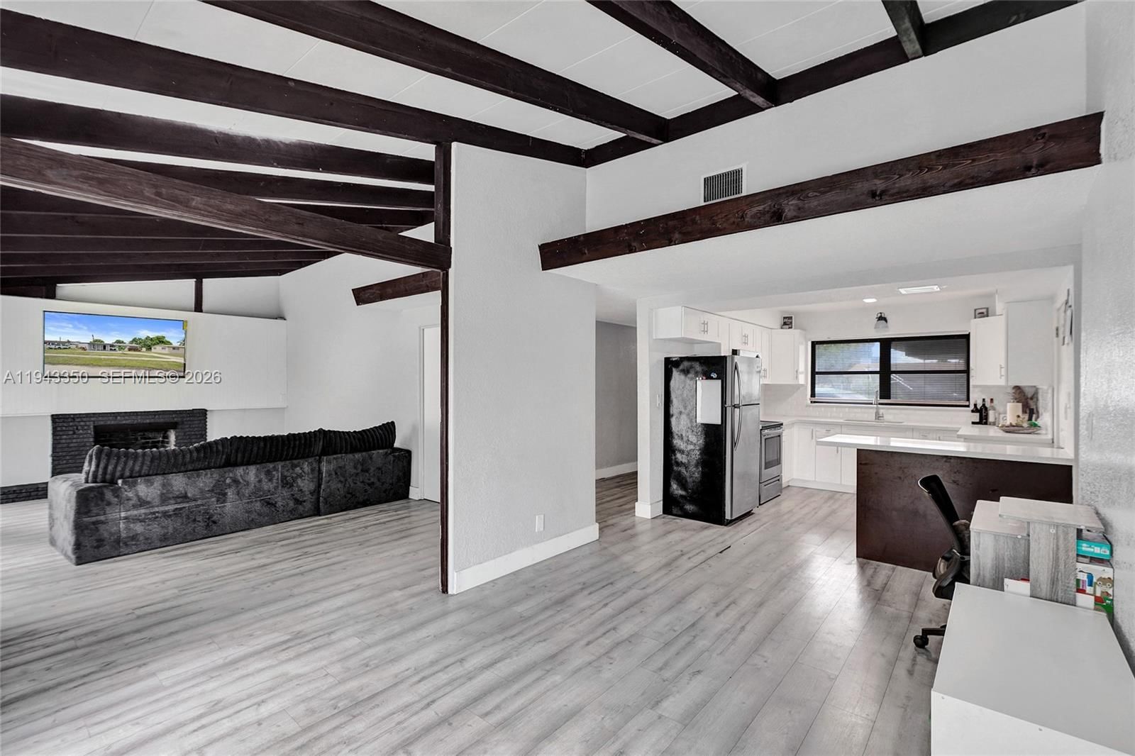 Real estate property located at 19620 6th Ct, Miami-dade, Sierra Mirada, Miami Gardens, FL