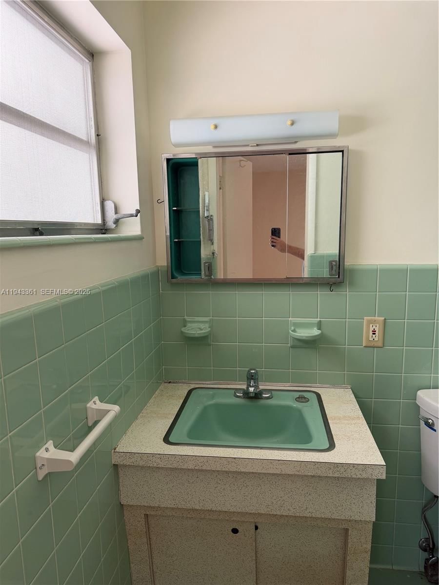 Real estate property located at 3140 Hollywood Blvd, Broward, Central Golf Sec Of Holly, Hollywood, FL
