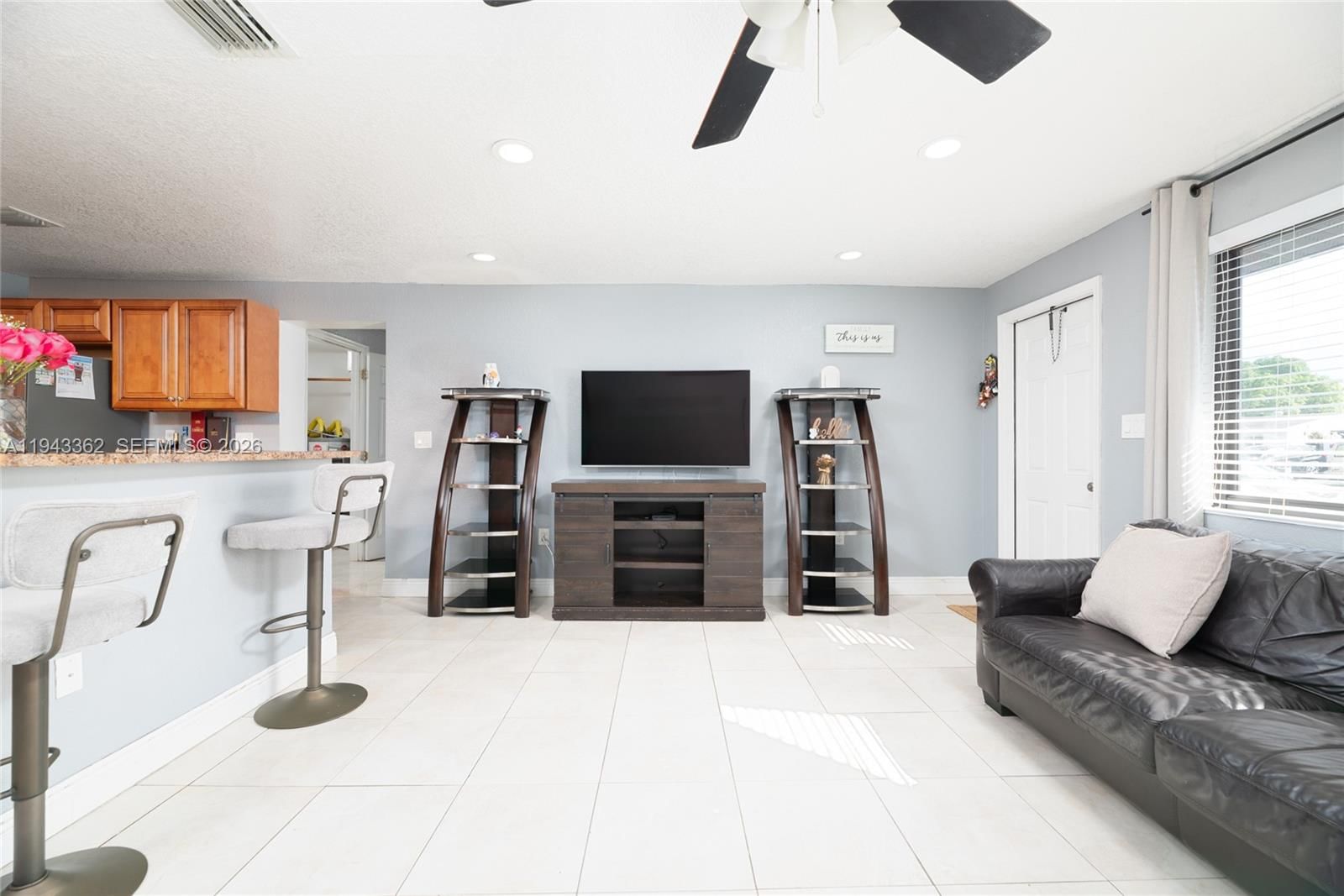 Real estate property located at 1417 48th Ave, Broward, Broadview Park, Fort Lauderdale, FL