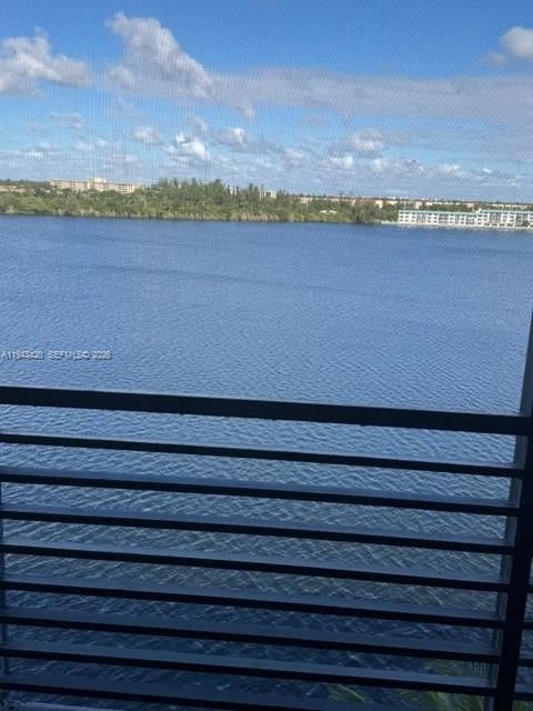 Real estate property located at 1075 Miami Gardens Dr #706, Miami-dade, Royal Bahamian West, Miami, FL