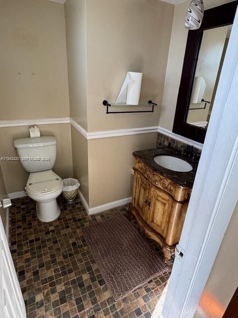 Real estate property located at 1075 Miami Gardens Dr #706, Miami-dade, Royal Bahamian West, Miami, FL