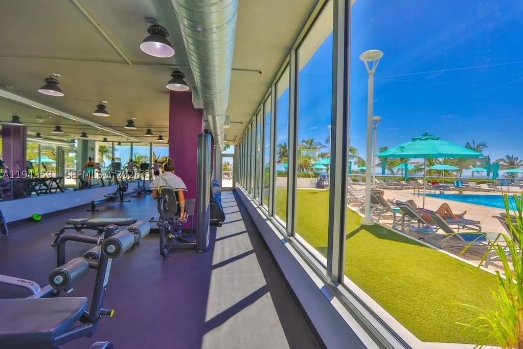 Real estate property located at 100 Lincoln Rd #522, Miami-dade, The Decoplage Condo, Miami Beach, FL