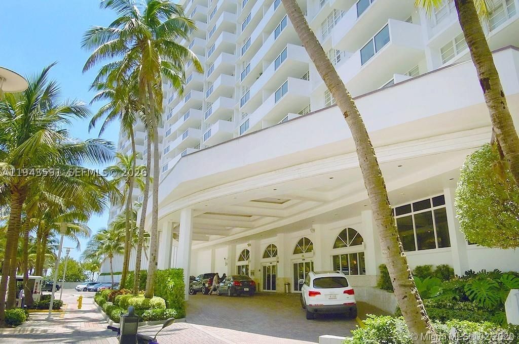 Real estate property located at 100 Lincoln Rd #522, Miami-dade, The Decoplage Condo, Miami Beach, FL