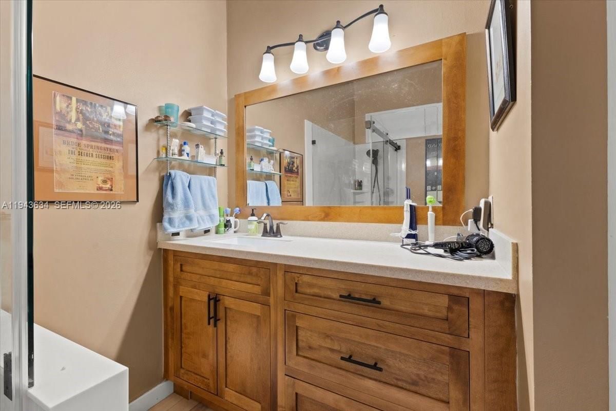 Real estate property located at 7120 112th Ave, Miami-dade, Snapper Creek Townhouses, Miami, FL