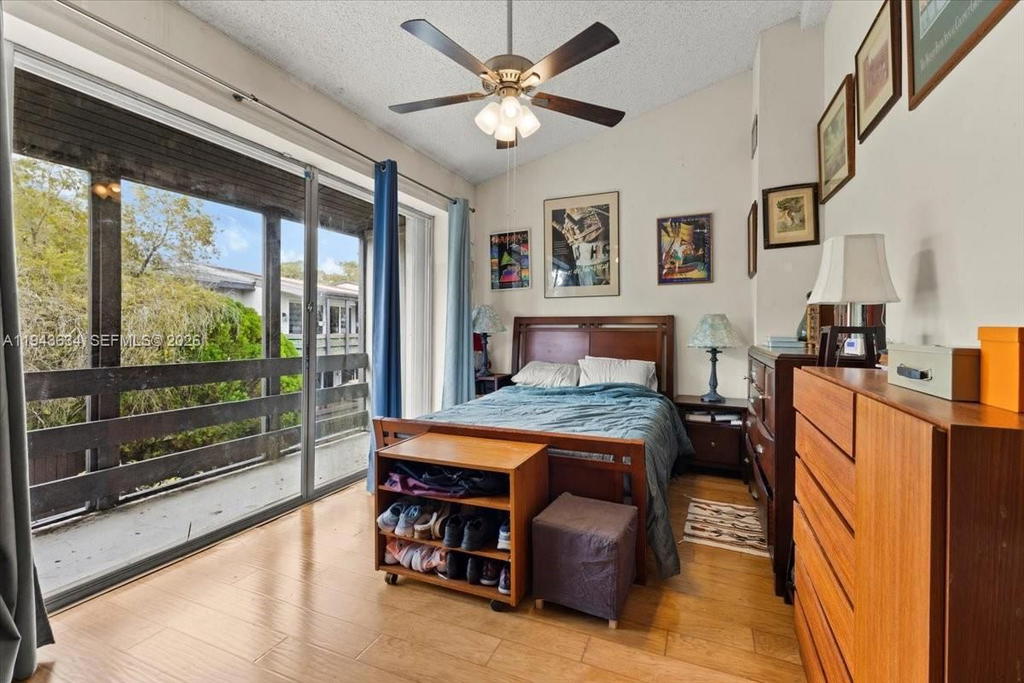 Real estate property located at 7120 112th Ave, Miami-dade, Snapper Creek Townhouses, Miami, FL