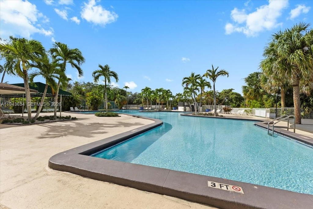 Real estate property located at 7120 112th Ave, Miami-dade, Snapper Creek Townhouses, Miami, FL