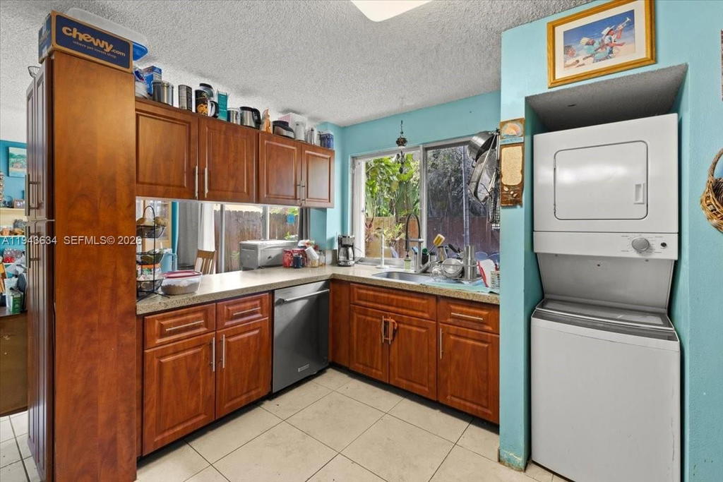 Real estate property located at 7120 112th Ave, Miami-dade, Snapper Creek Townhouses, Miami, FL