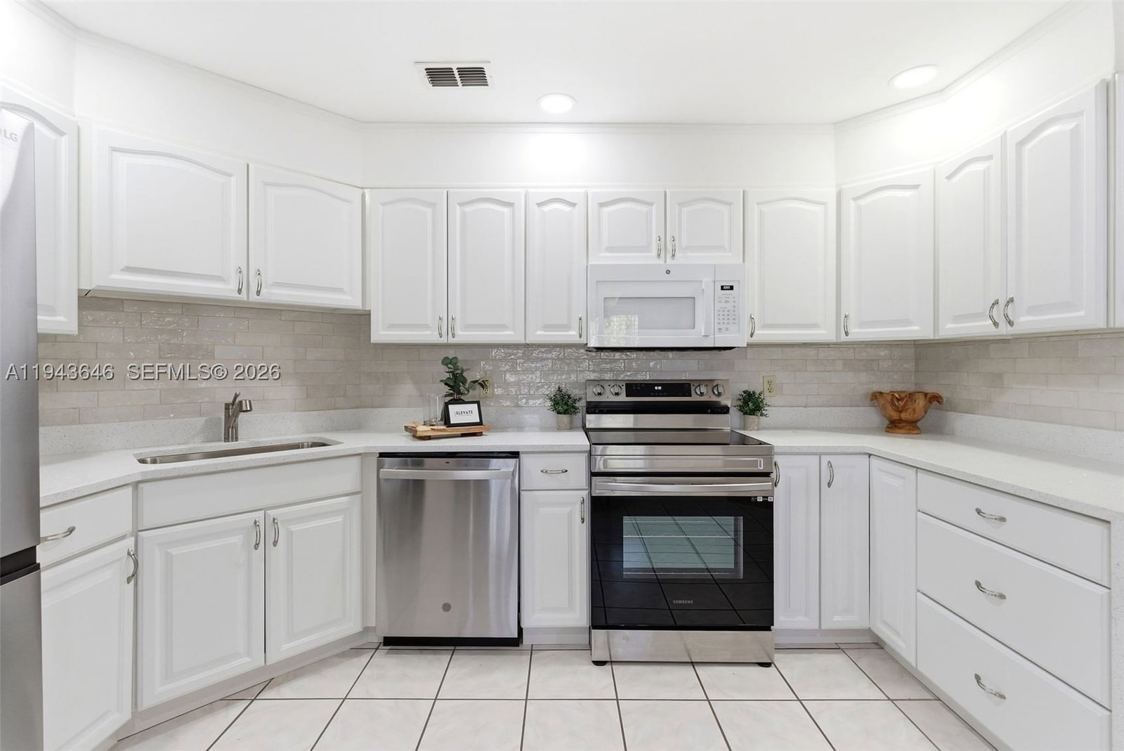 Real estate property located at 935 AMY RIDGE CT, Osceola, Indian Ridge Unit 1, Kissimmee, FL