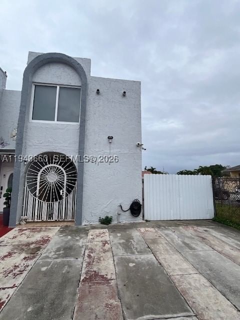 Real estate property located at 4211 10th Ln, Miami-dade, Mango Hill Condo No 4, Hialeah, FL