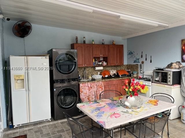 Real estate property located at 4211 10th Ln, Miami-dade, Mango Hill Condo No 4, Hialeah, FL