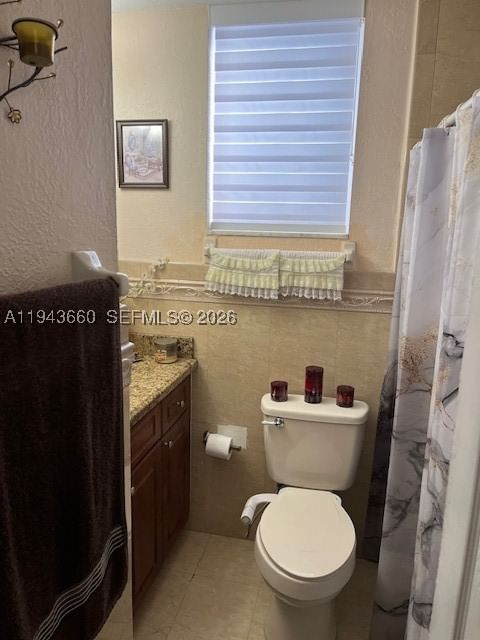 Real estate property located at 4211 10th Ln, Miami-dade, Mango Hill Condo No 4, Hialeah, FL