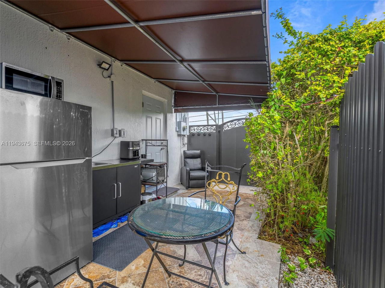 Real estate property located at 11415 56th St, Miami-dade, Westwood Lake 4th Addn, Miami, FL