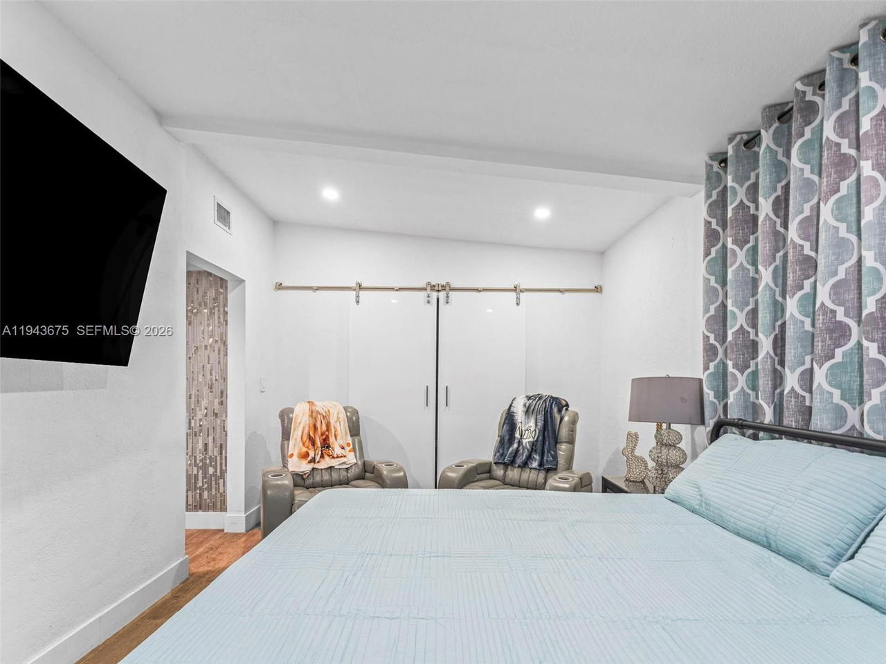 Real estate property located at 11415 56th St, Miami-dade, Westwood Lake 4th Addn, Miami, FL