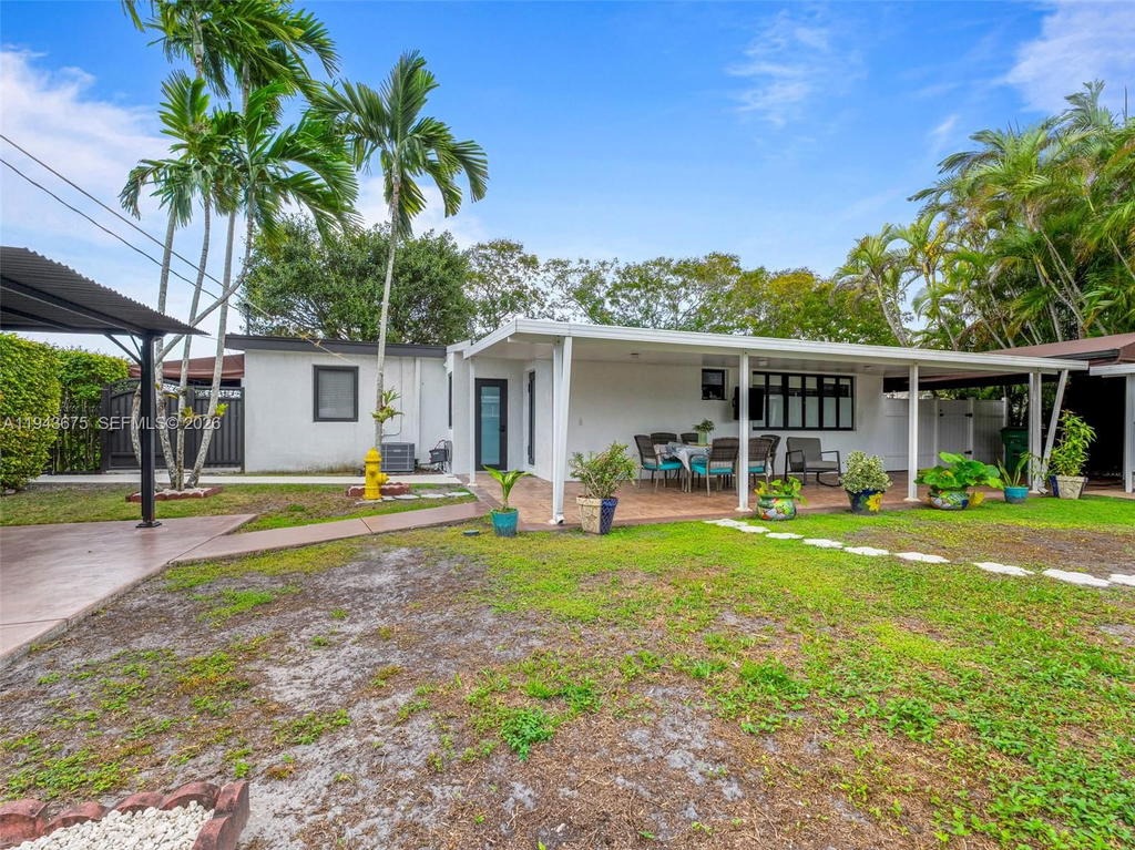 Real estate property located at 11415 56th St, Miami-dade, Westwood Lake 4th Addn, Miami, FL