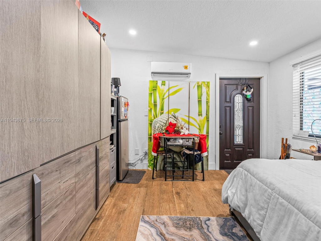 Real estate property located at 11415 56th St, Miami-dade, Westwood Lake 4th Addn, Miami, FL