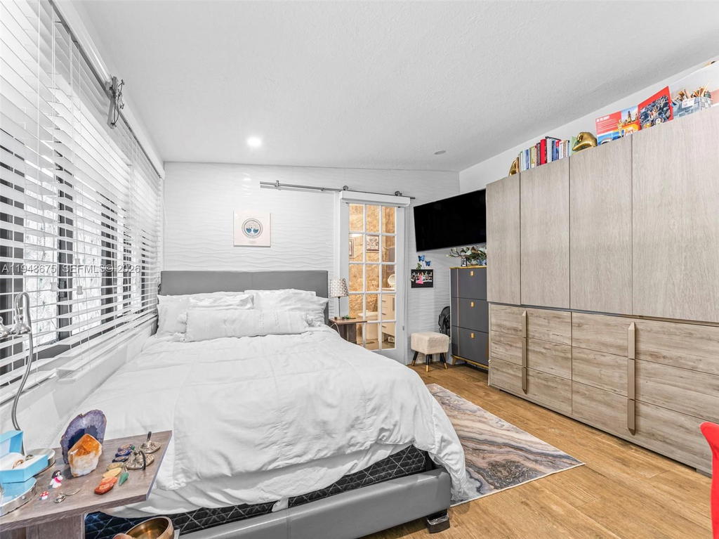 Real estate property located at 11415 56th St, Miami-dade, Westwood Lake 4th Addn, Miami, FL