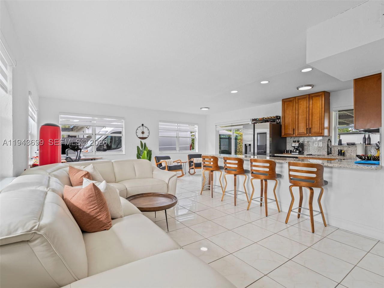 Real estate property located at 11401 56th St, Miami-dade, Westwood Lake 4th Addn, Miami, FL