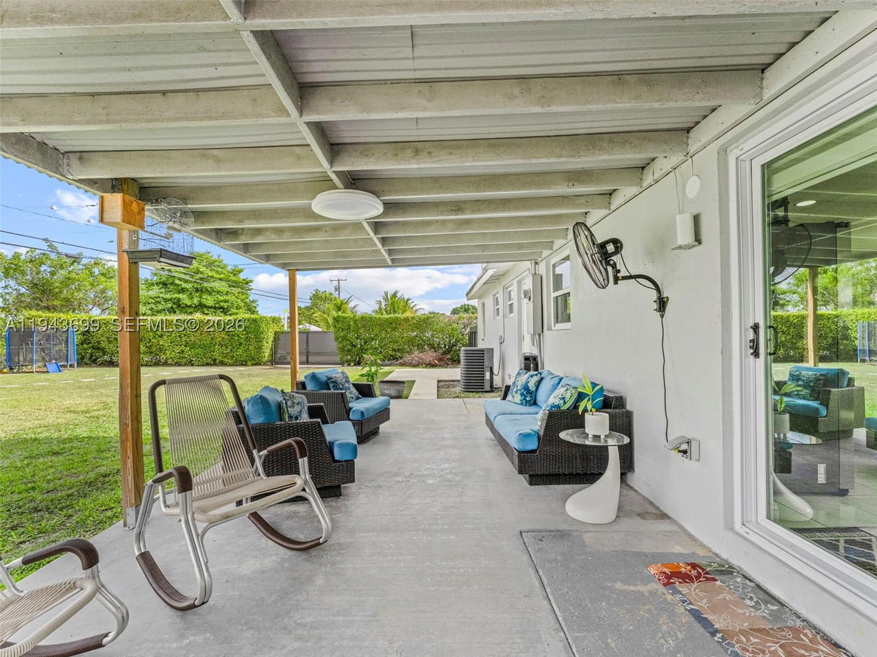 Real estate property located at 11401 56th St, Miami-dade, Westwood Lake 4th Addn, Miami, FL