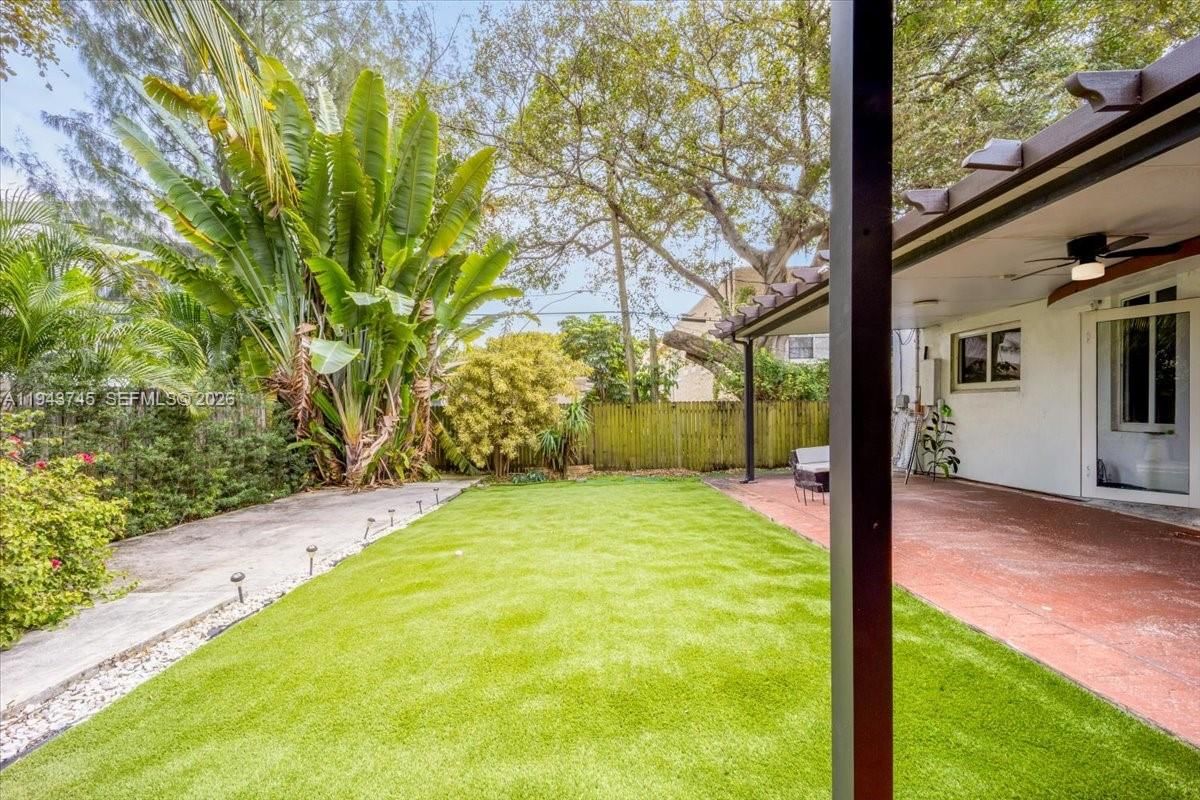 Real estate property located at 321 19th Rd, Miami-dade, Holleman Park, Miami, FL