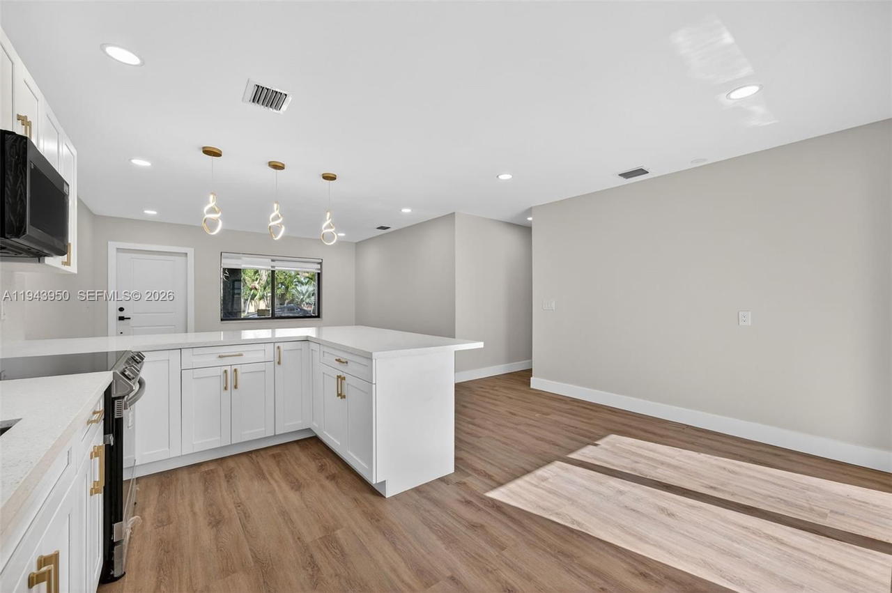 Real estate property located at 3608 22nd St, Broward, Fairfax Brolliar Add Sec, Fort Lauderdale, FL