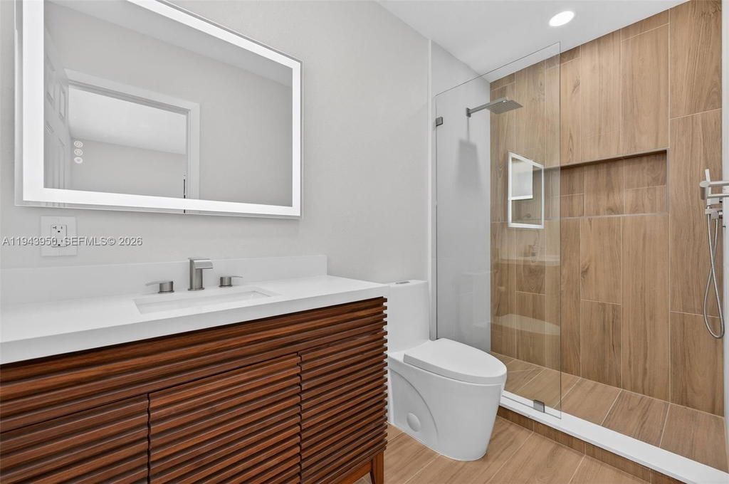 Real estate property located at 3608 22nd St, Broward, Fairfax Brolliar Add Sec, Fort Lauderdale, FL