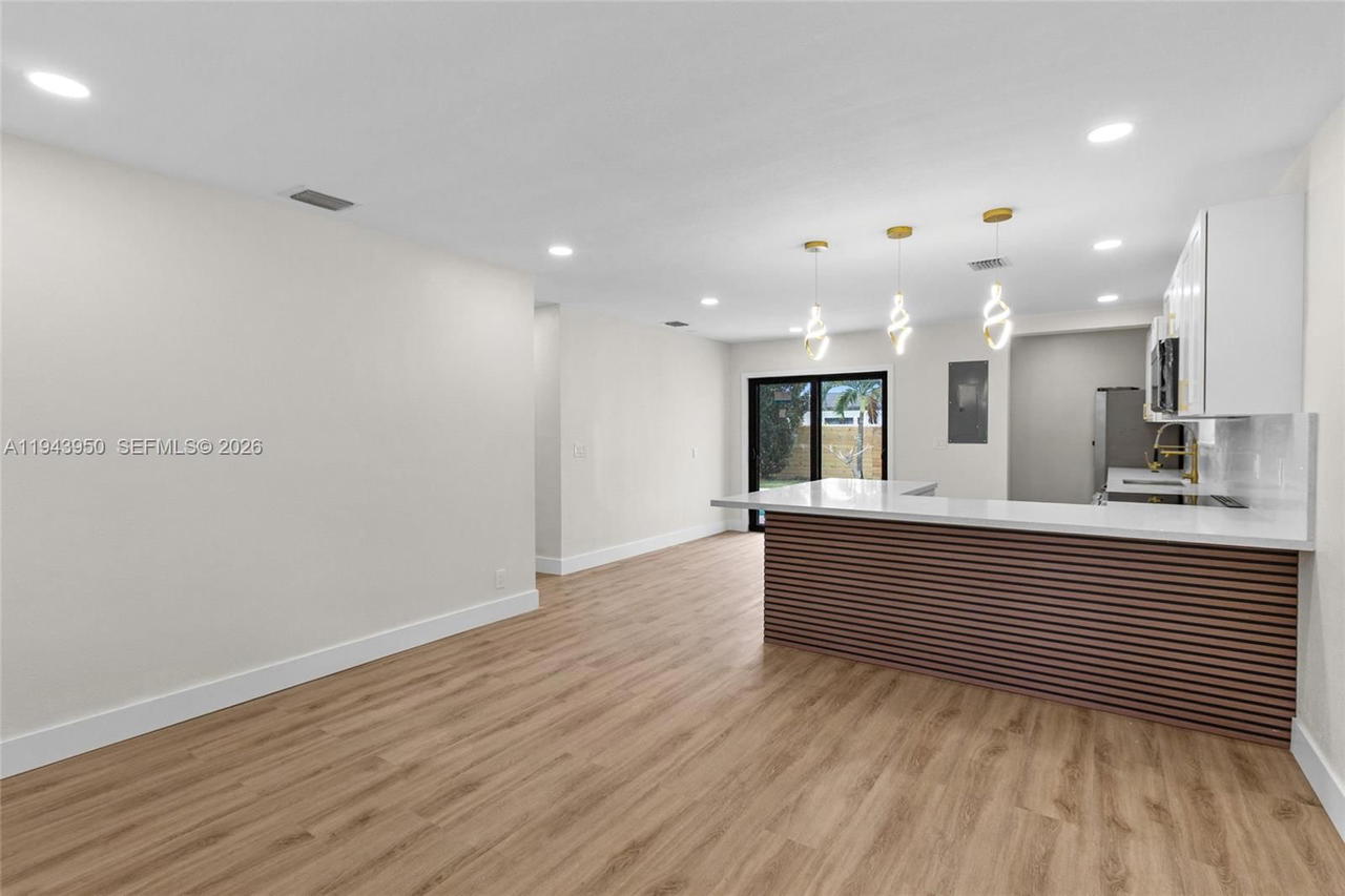 Real estate property located at 3608 22nd St, Broward, Fairfax Brolliar Add Sec, Fort Lauderdale, FL
