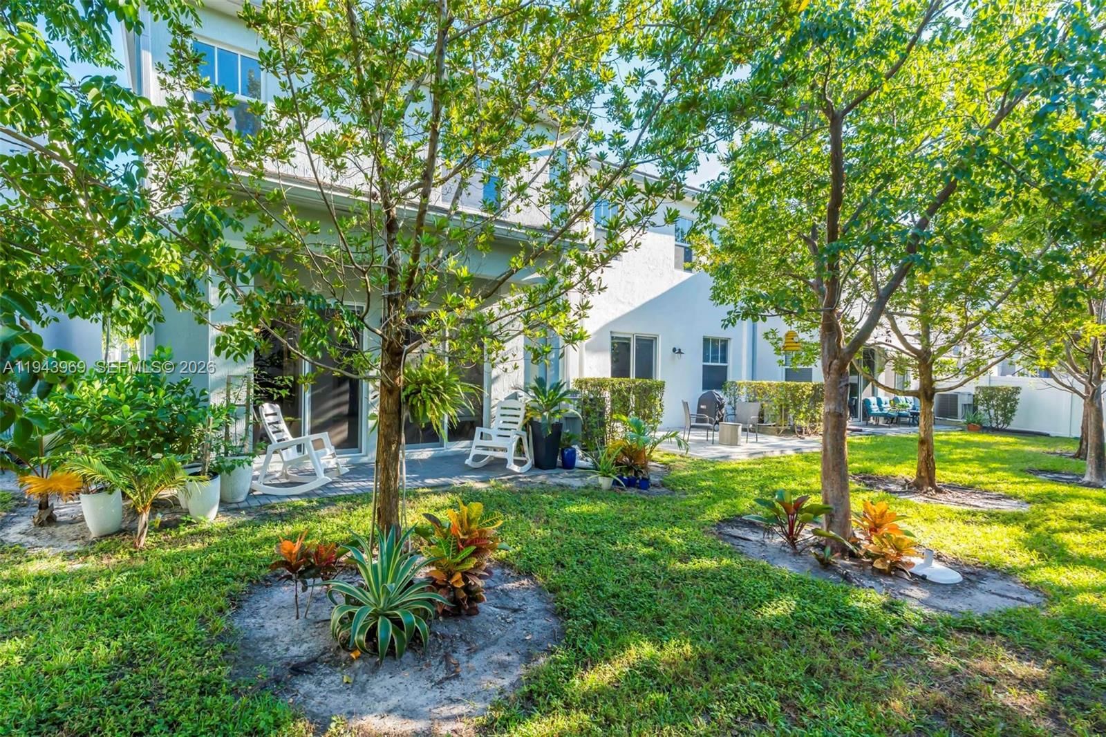 Real estate property located at 4923 48th Ter, Broward, Trails At Central Parc, Tamarac, FL