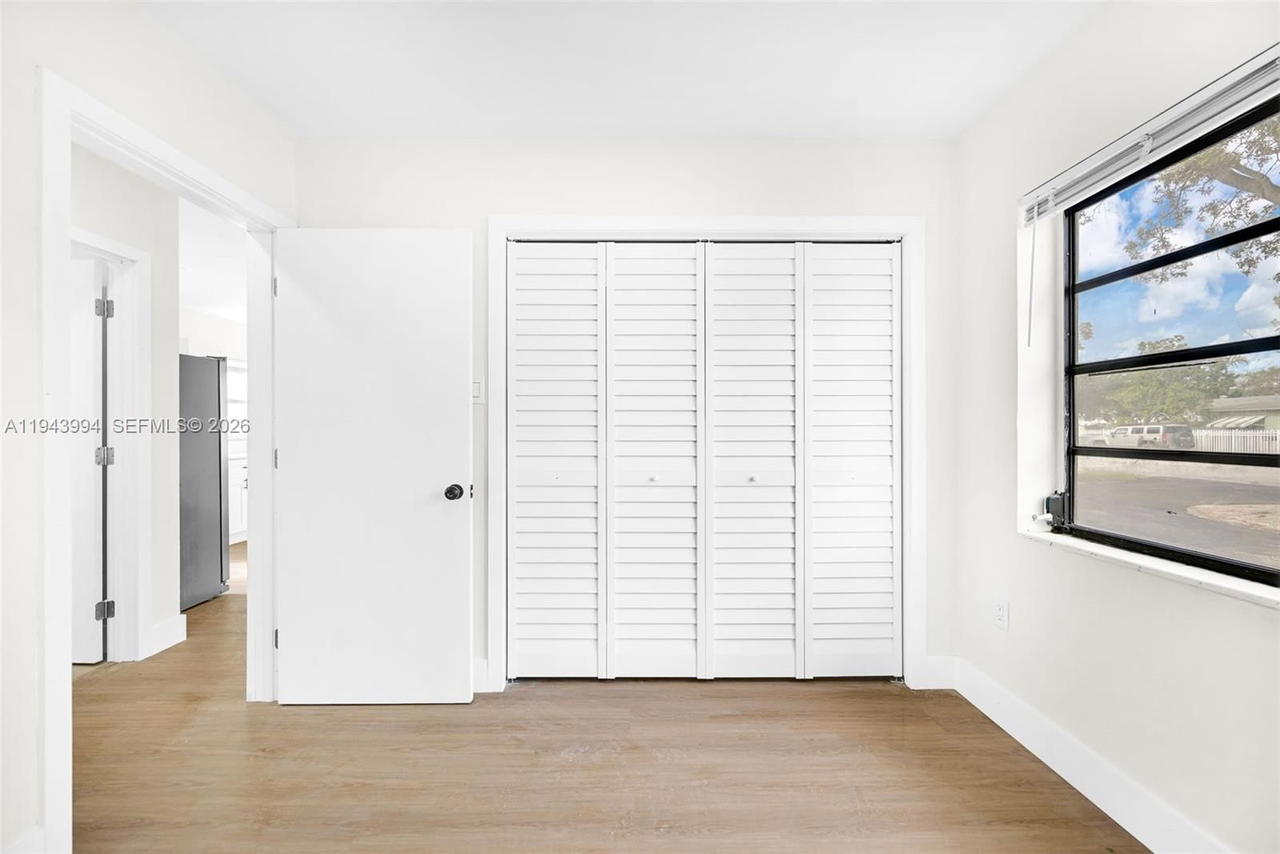 Real estate property located at 1550 118th Ter, Miami-dade, Biscayne Court, Miami, FL