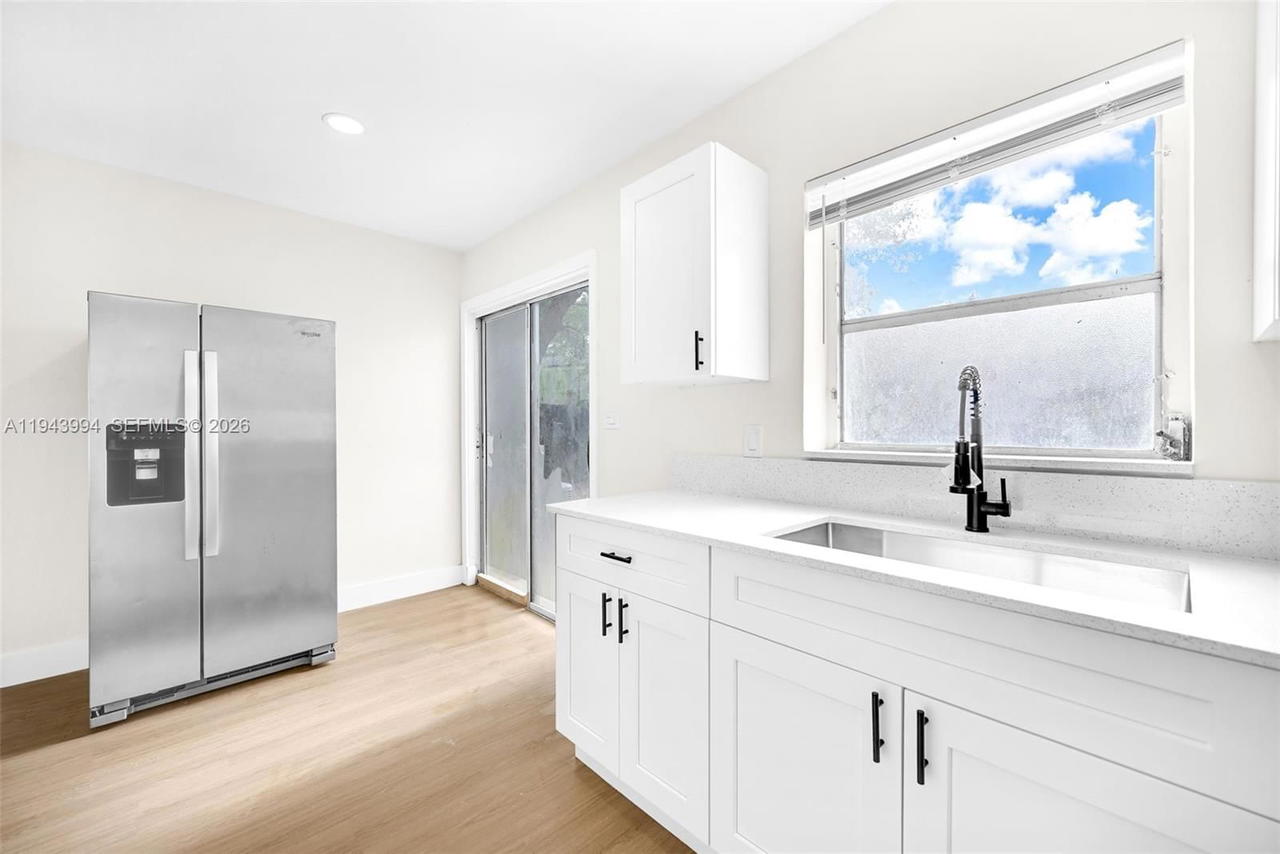 Real estate property located at 1550 118th Ter, Miami-dade, Biscayne Court, Miami, FL