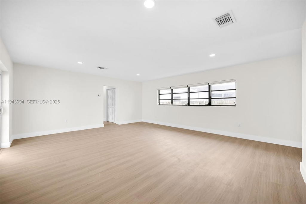 Real estate property located at 1550 118th Ter, Miami-dade, Biscayne Court, Miami, FL