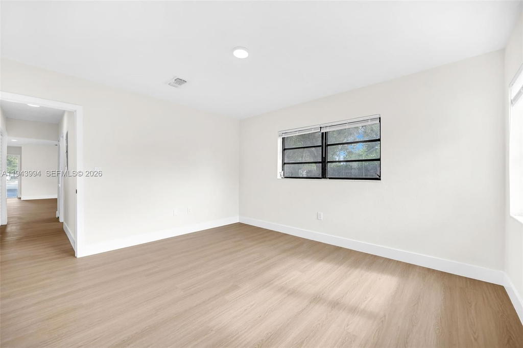 Real estate property located at 1550 118th Ter, Miami-dade, Biscayne Court, Miami, FL
