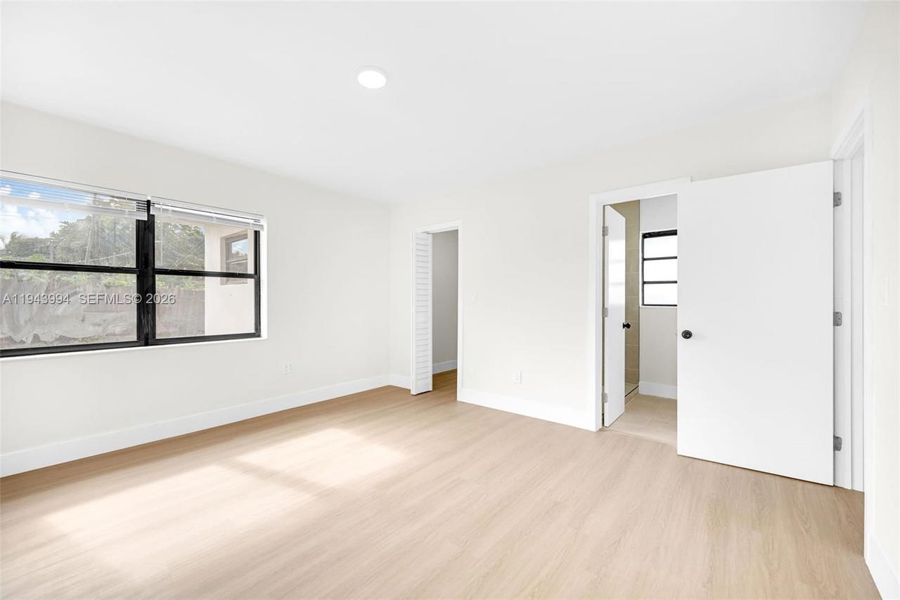 Real estate property located at 1550 118th Ter, Miami-dade, Biscayne Court, Miami, FL