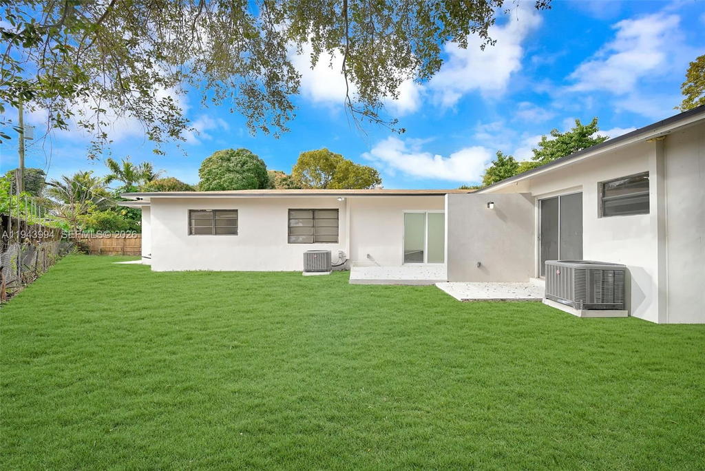 Real estate property located at 1550 118th Ter, Miami-dade, Biscayne Court, Miami, FL