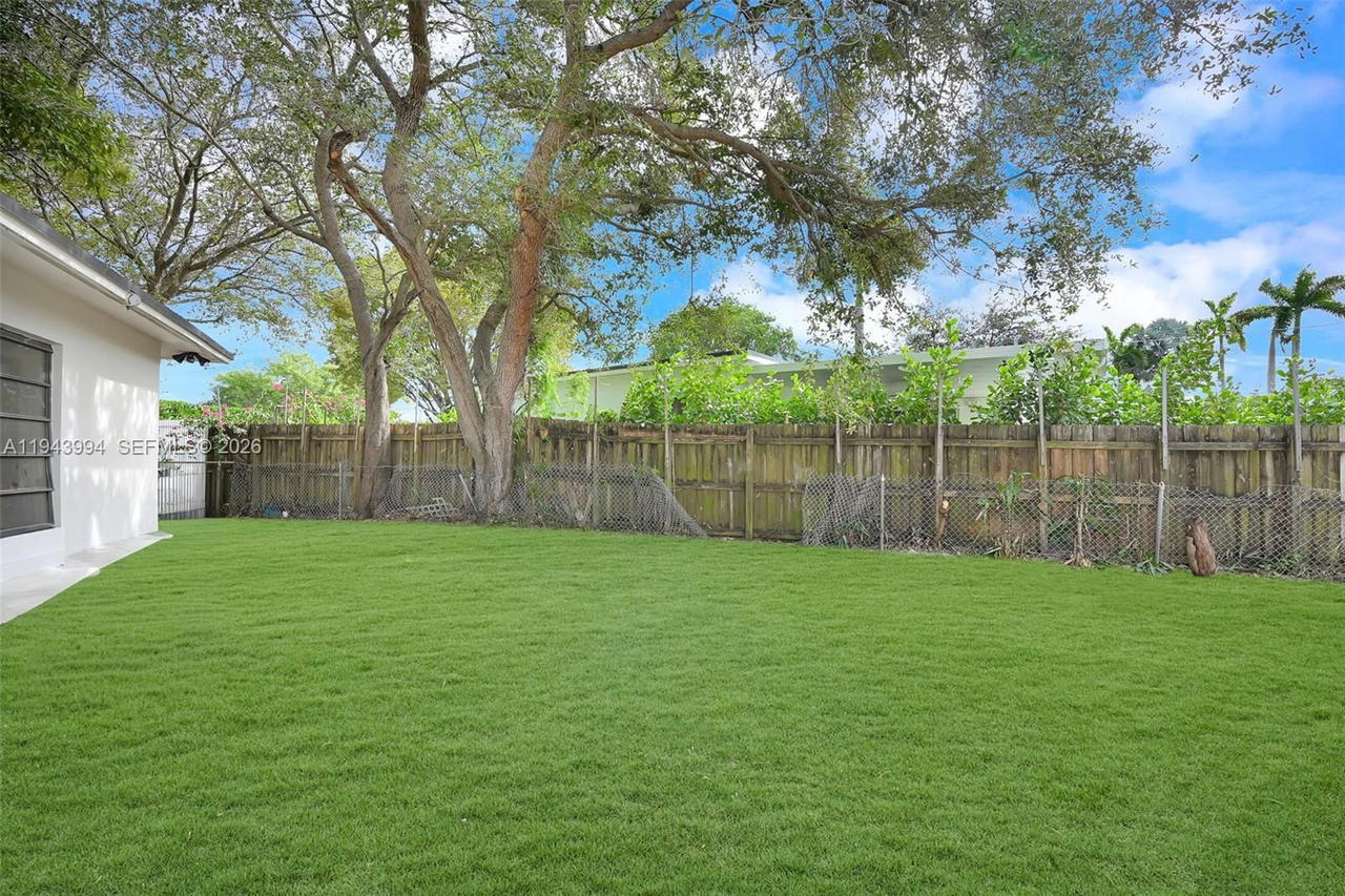 Real estate property located at 1550 118th Ter, Miami-dade, Biscayne Court, Miami, FL
