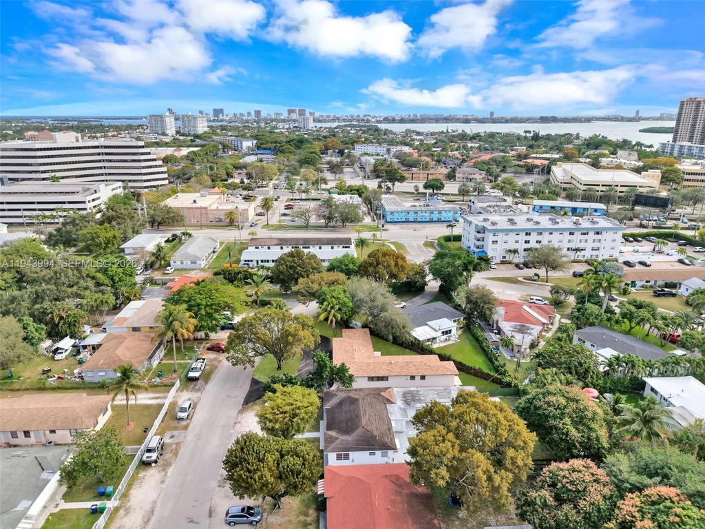 Real estate property located at 1550 118th Ter, Miami-dade, Biscayne Court, Miami, FL