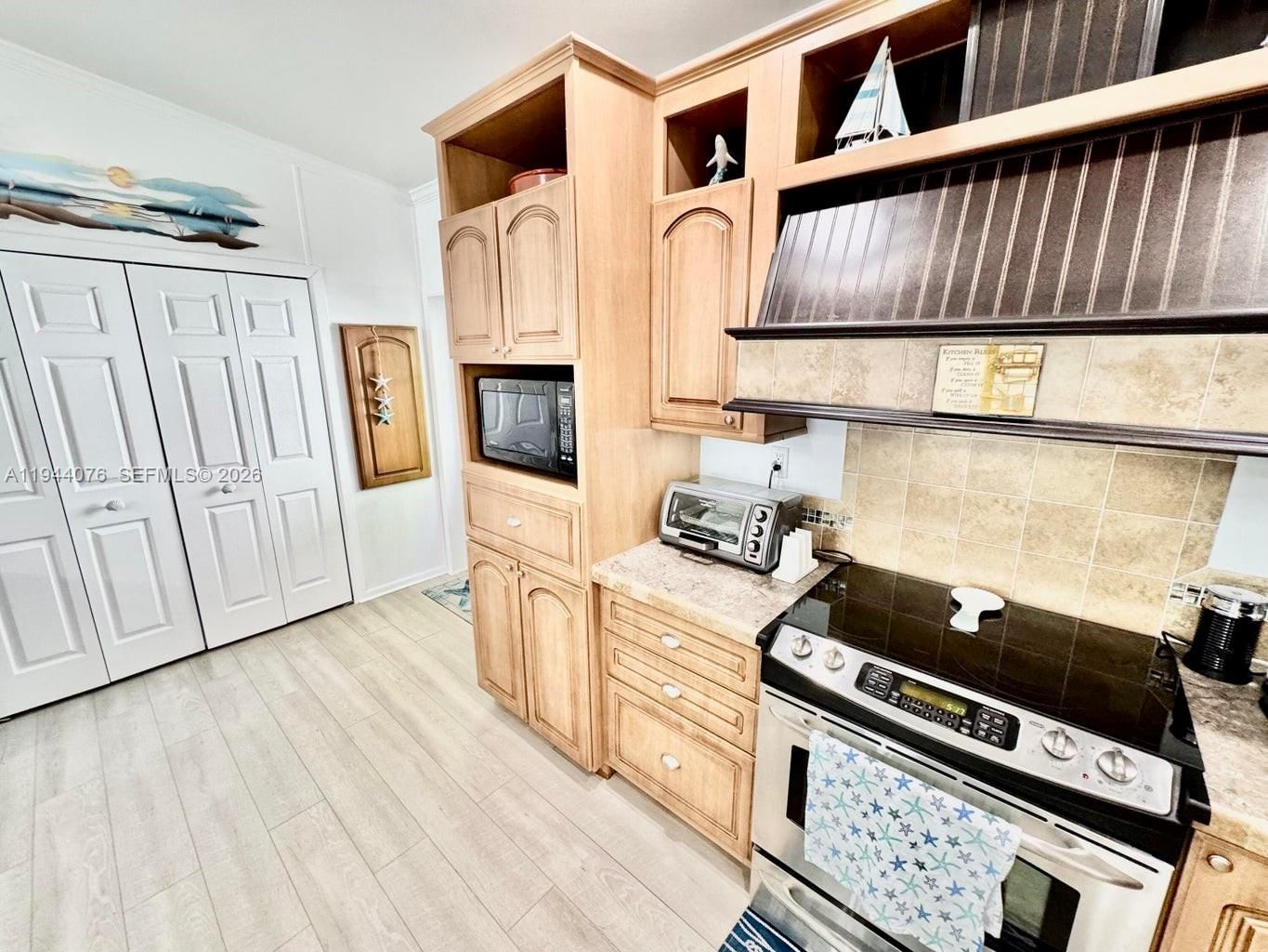 Real estate property located at 101620 Overseas Hwy #11N, Monroe, Tarpon Acres, Key Largo, FL