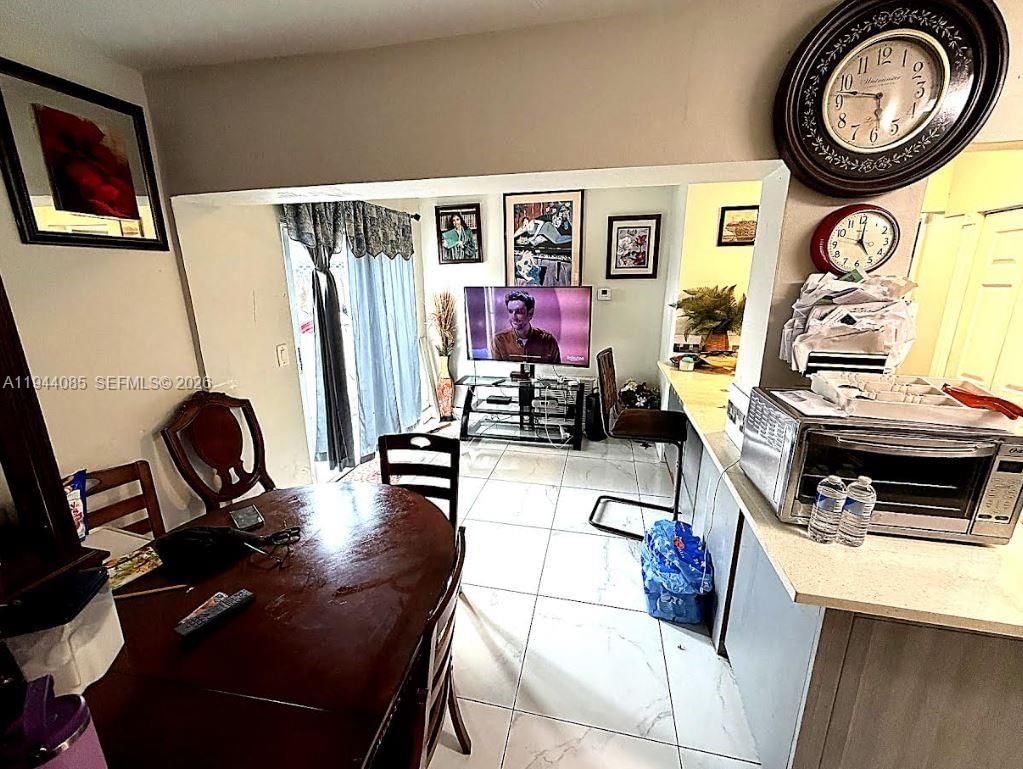 Real estate property located at 7570 Miramar Pkwy, Broward, Miramar Sec 10, Miramar, FL