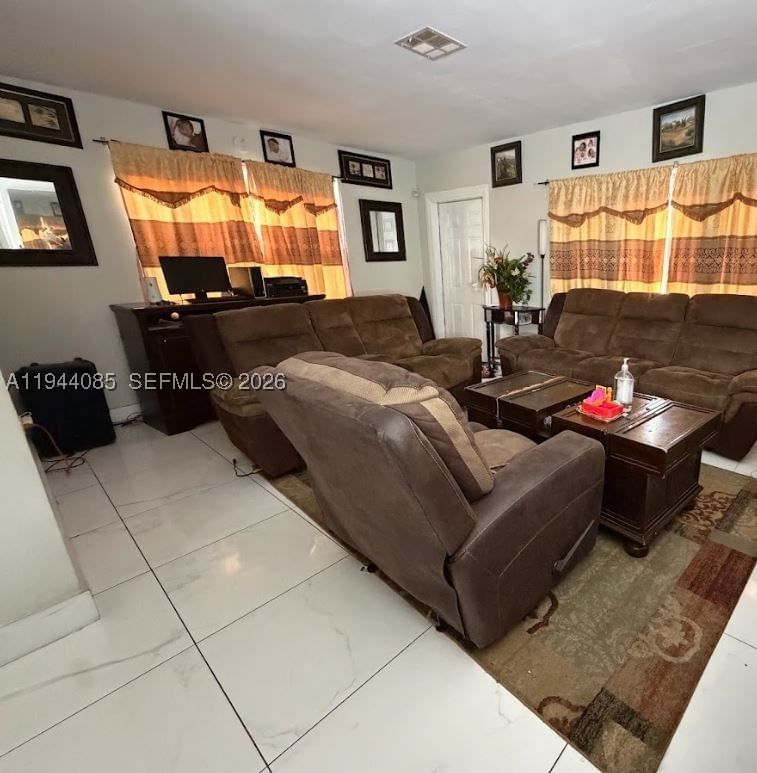 Real estate property located at 7570 Miramar Pkwy, Broward, Miramar Sec 10, Miramar, FL