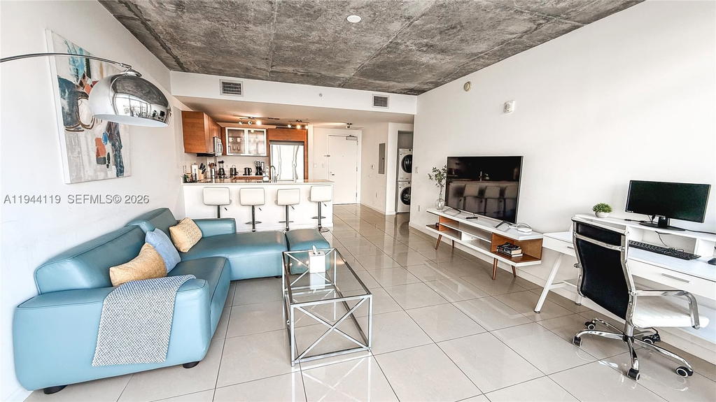 Real estate property located at 3250 1st Ave #1110, Miami-dade, Midblock Miami Condo, Miami, FL