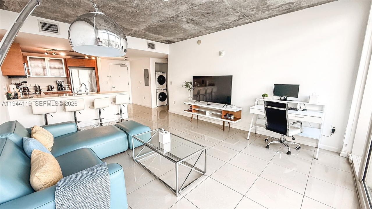 Real estate property located at 3250 1st Ave #1110, Miami-dade, Midblock Miami Condo, Miami, FL