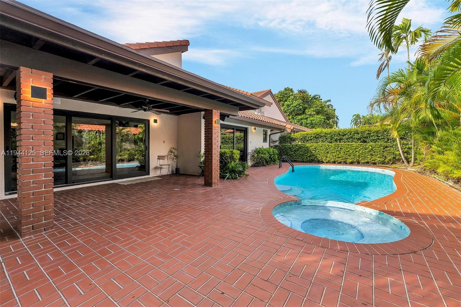 Real estate property located at 7819 89th Ln, Miami-dade, Tara, Miami, FL