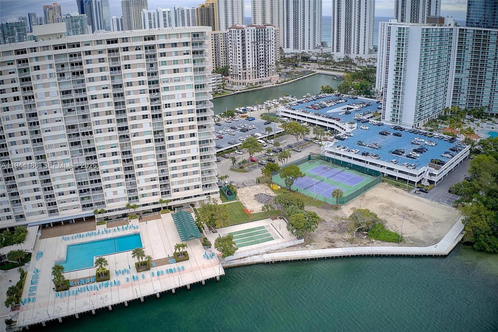 Real estate property located at 300 Bayview Dr #2108, Miami-dade, Arlen House Condo, Sunny Isles Beach, FL