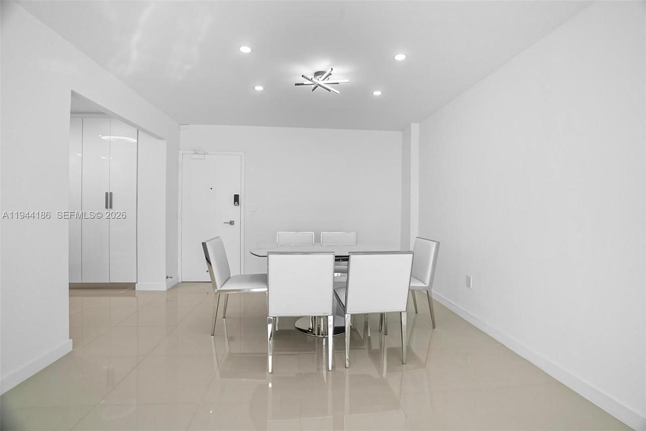 Real estate property located at 300 Bayview Dr #2108, Miami-dade, Arlen House Condo, Sunny Isles Beach, FL