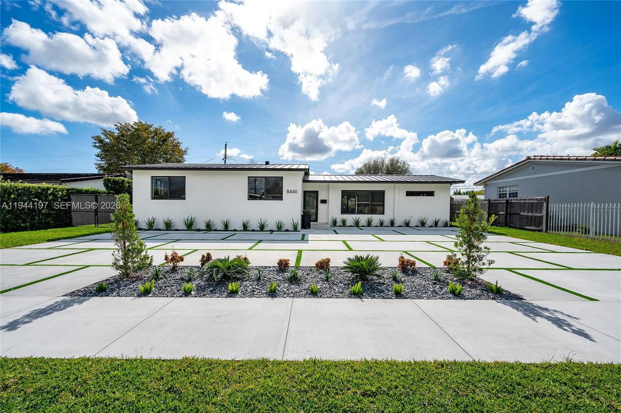 Real estate property located at 8440 27th Ter, Miami-dade, Coral Way Village Sec A P, Miami, FL