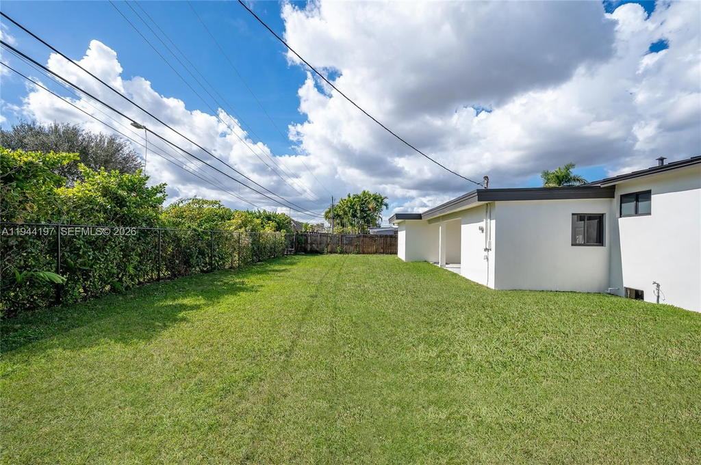 Real estate property located at 8440 27th Ter, Miami-dade, Coral Way Village Sec A P, Miami, FL